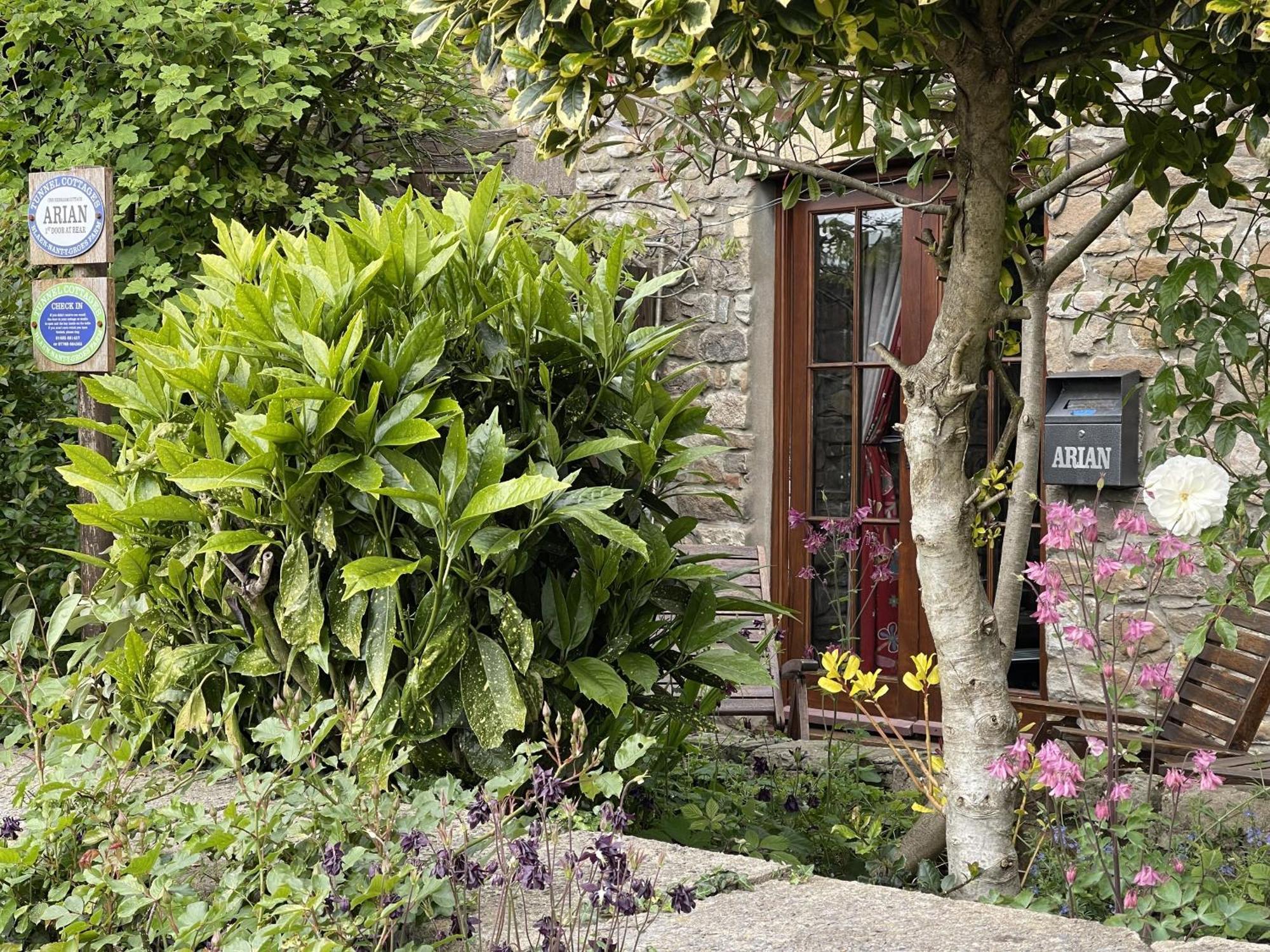 Tunnel Cottages At Blaen-Nant-Y-Groes Farm Aberdare Rom bilde